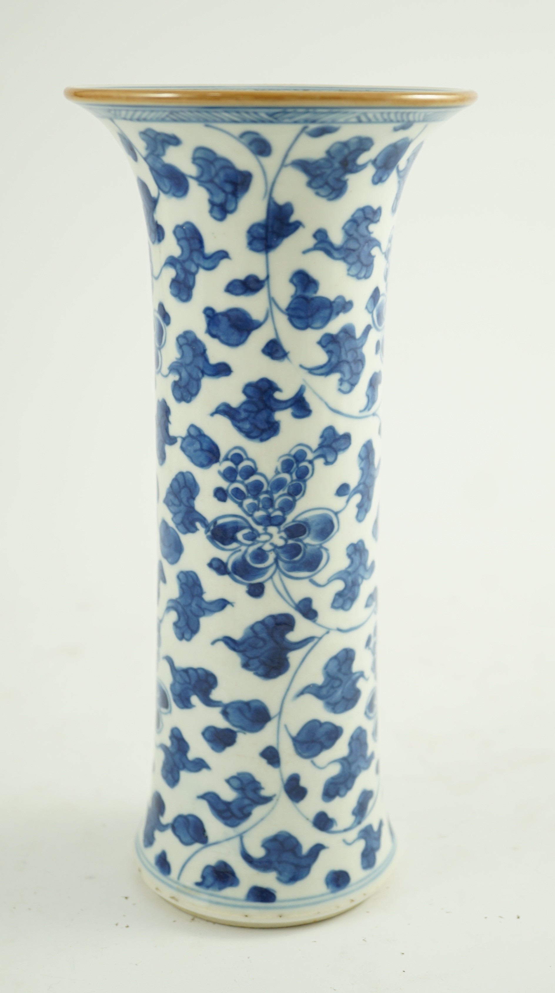 A Chinese blue and white sleeve vase, Kangxi period, 25cm high